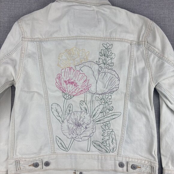 Levis Womens Ex-Boyfriend Trucker Jacket With Floral Back Embroidery Small, Whit - Picture 4 of 15
